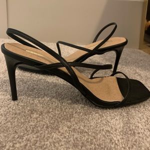 Sandal low high heels!